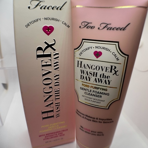 Too faced face wash - Picture 4 of 6